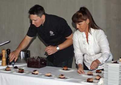102012flightnightchef