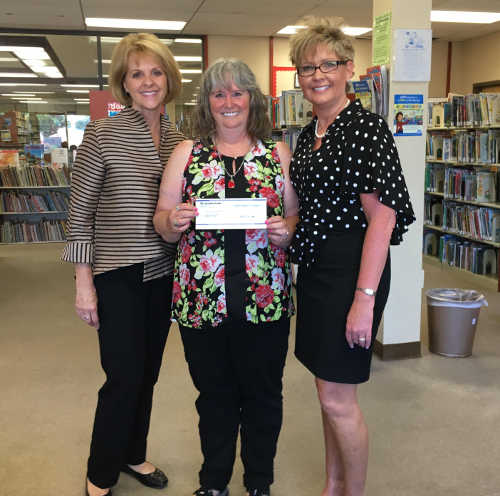 052417librarydonation
